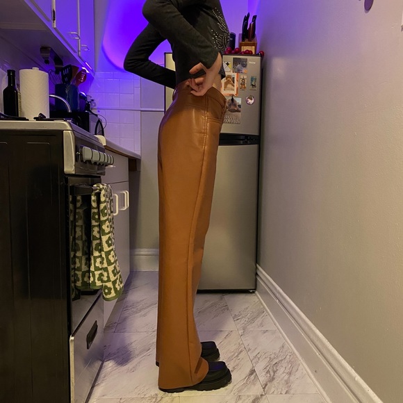 Aritzia Wilfred Pants - Picture 4 of 8